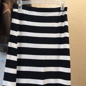 White house black market full length striped skirt worn twice great condition